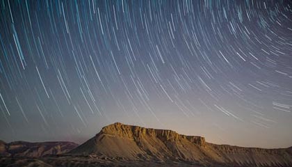 开云中国大陆-多特蒙德前锋连续演零射门，球迷对其能力存疑，多特蒙德队