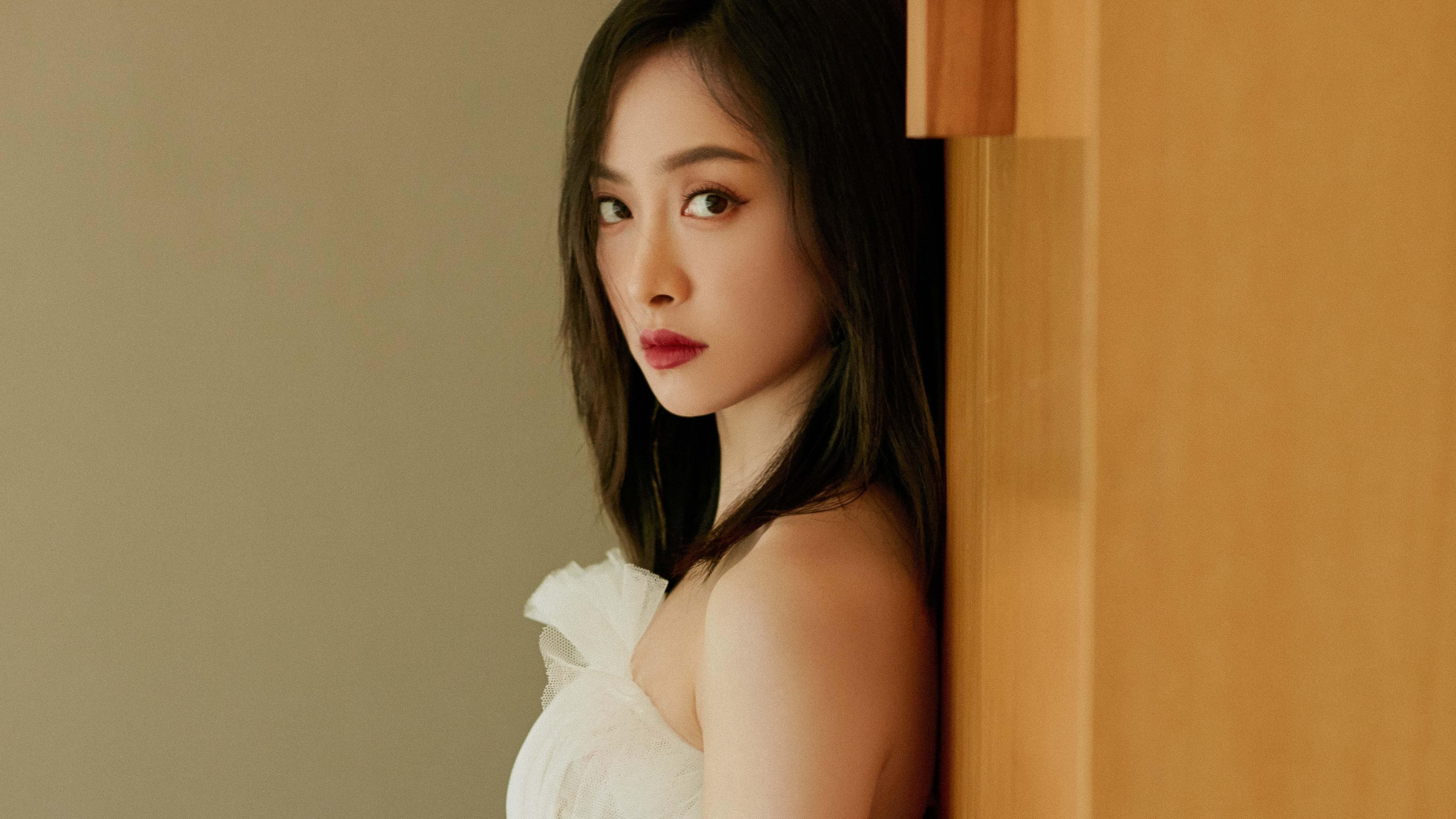 开云网页版-德甲转会热潮：多支豪门补强中场与锋线，2021-2022德甲转会