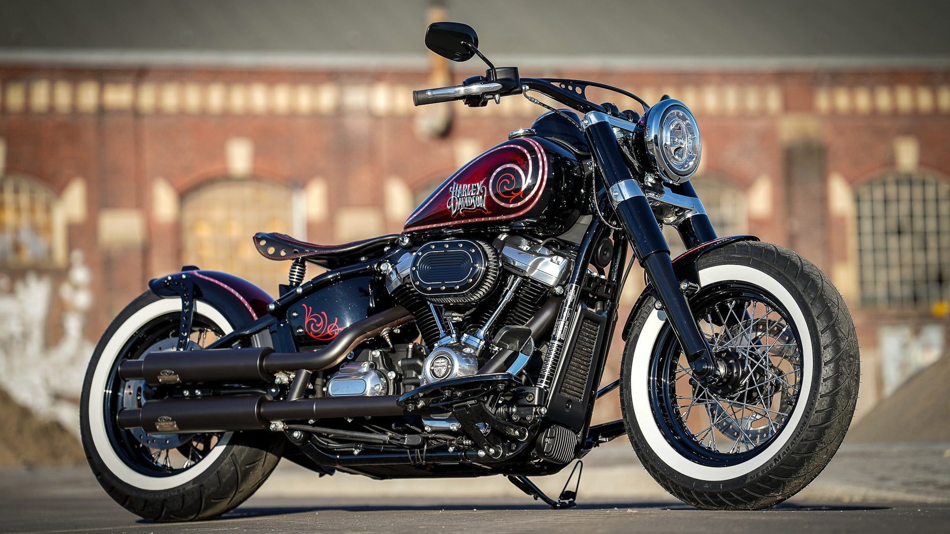 乌拉圭中锋梅开二度,带领球队取胜,乌拉圭队前锋