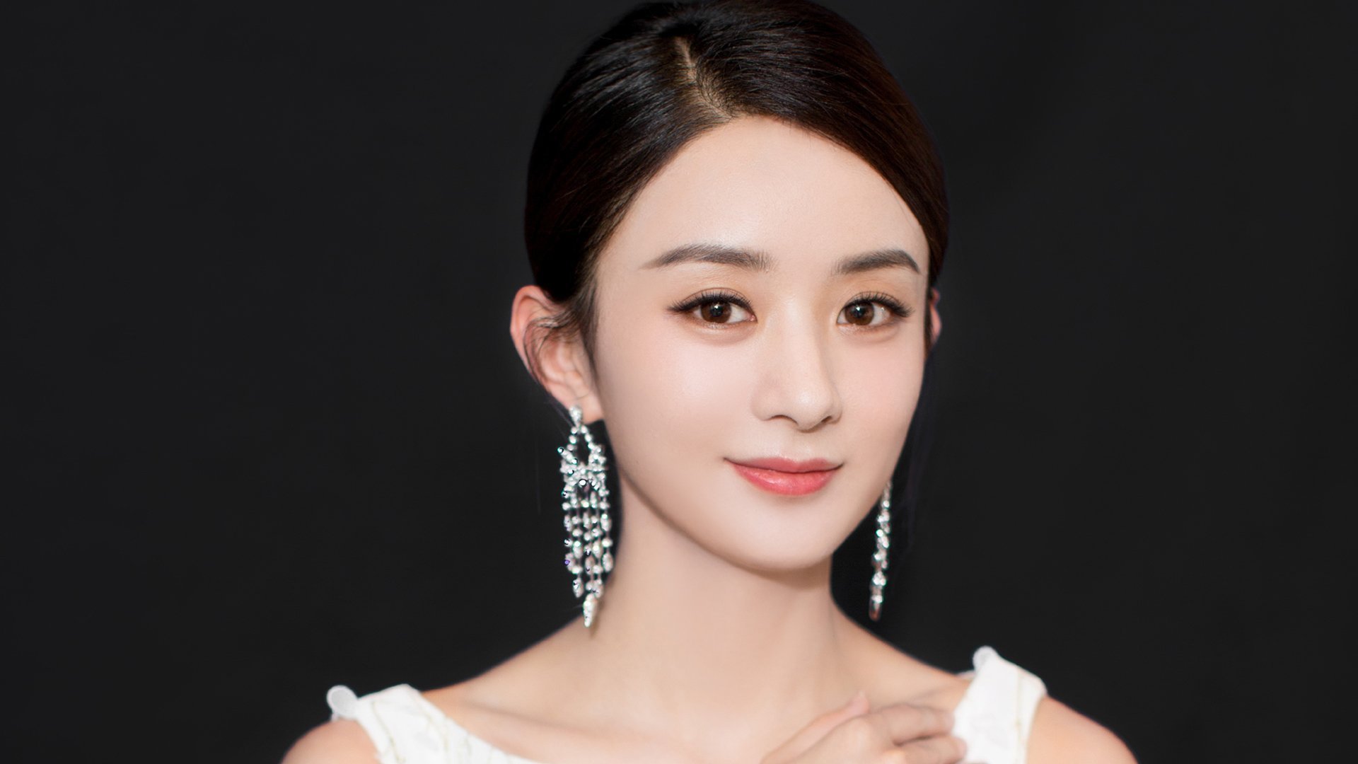 国足中场压迫能力分析报告，国足中场球员