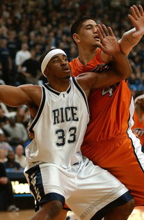 开云平台-篮球运动员比赛策略实时调整技术研究，篮球比赛 运动员