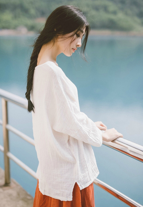 女篮国手海外高光表现激励更多年轻女孩投身篮球,女子篮球高手