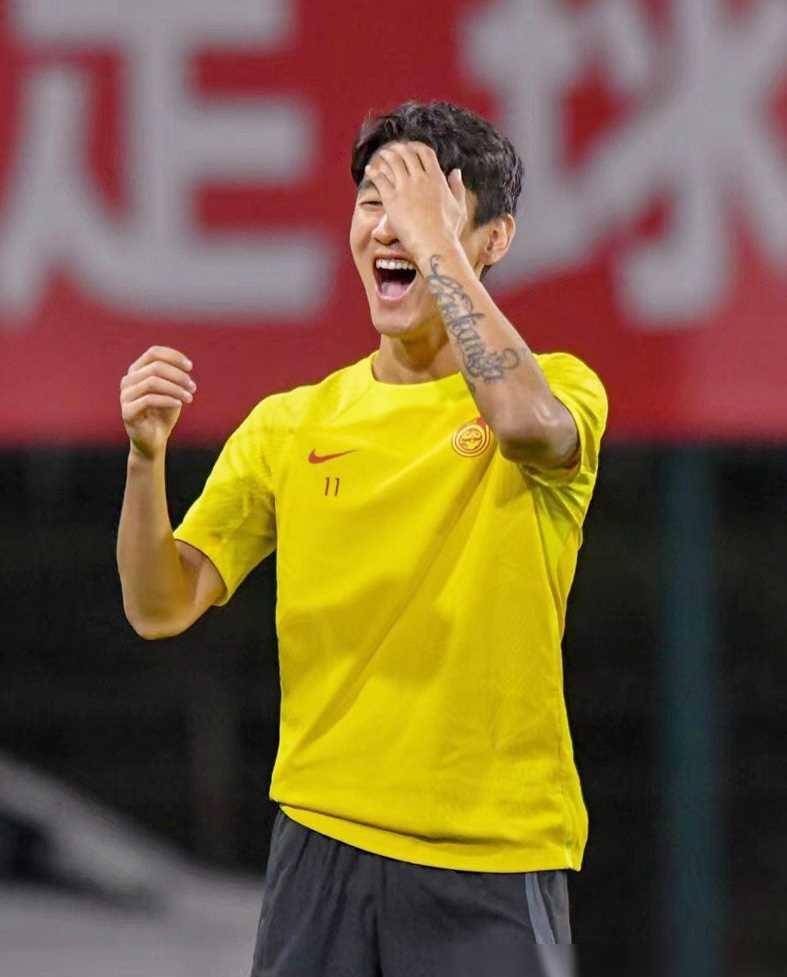 包含开云体育:艾克森:归化球员对中国足球的文化融合与社会影响的词条 包含开云体育:艾克森:归化球员对中国足球的文化融合与社会影响的词条